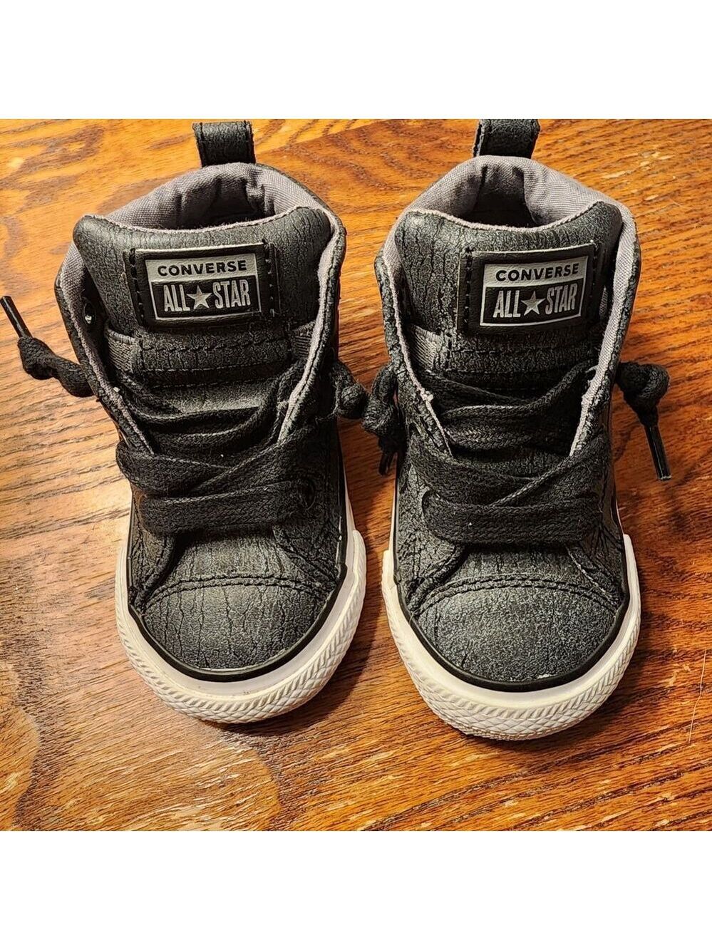 Converse Chuck Taylor All Star Street Mid Infant 5 Black Leather NWOB